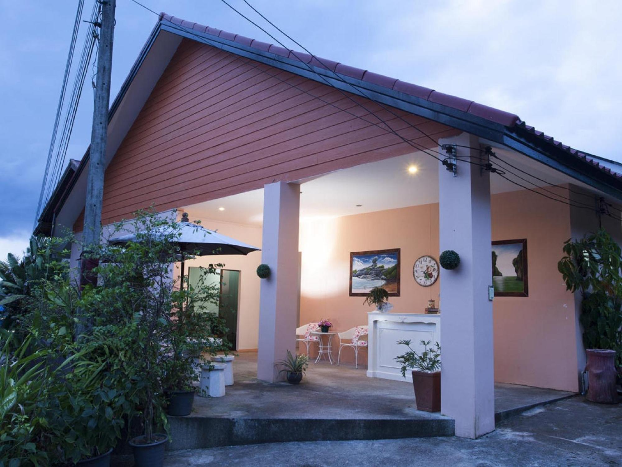Les Fleurs House Bed and Breakfast Khao Lak Buitenkant foto