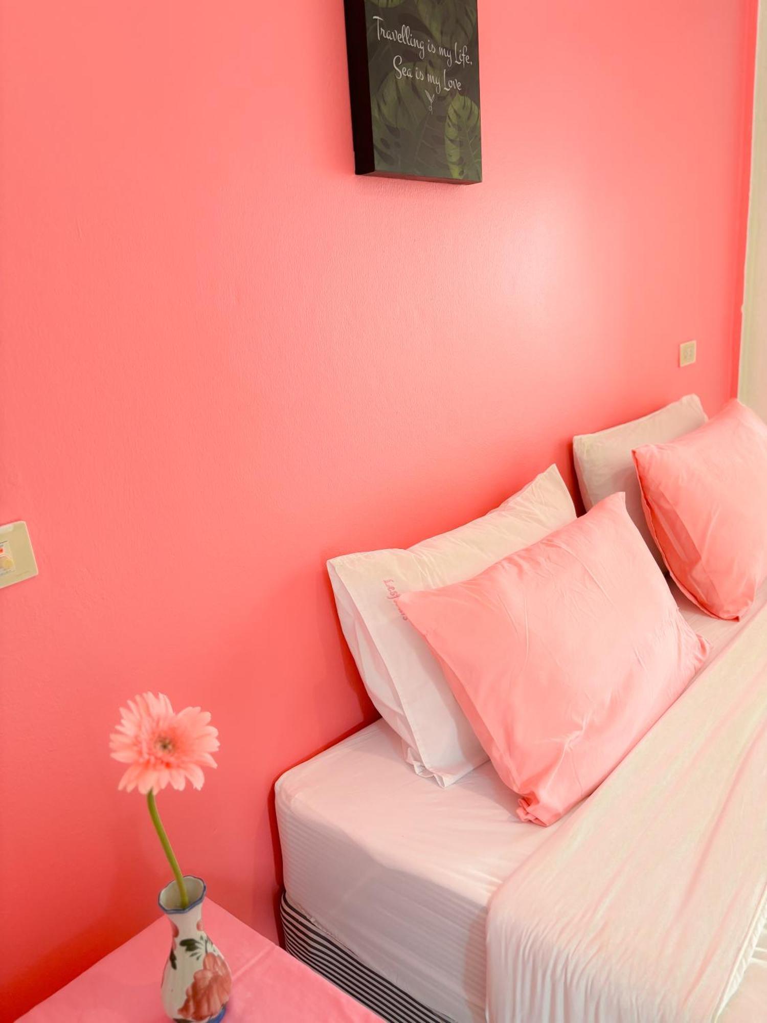 Les Fleurs House Bed and Breakfast Khao Lak Buitenkant foto