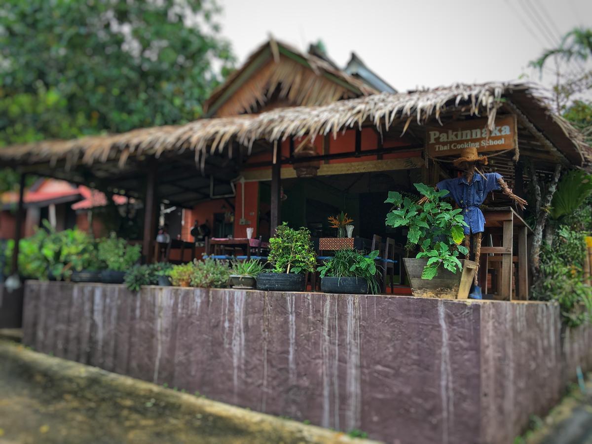 Les Fleurs House Bed and Breakfast Khao Lak Buitenkant foto